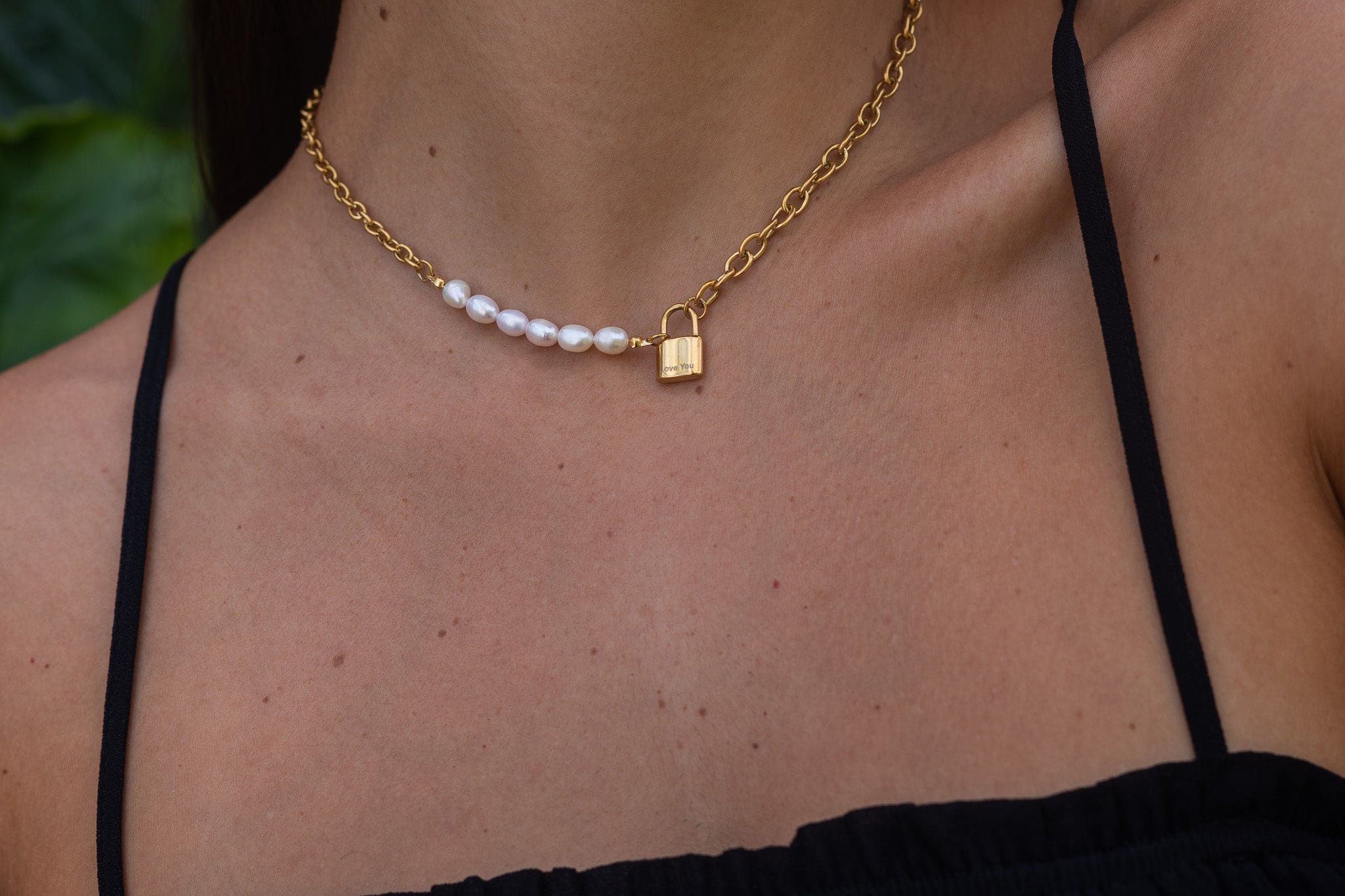 "I love you" Necklace - freshwater pearls and chain